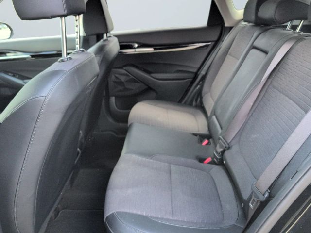 2023 Kia Seltos - Image 13