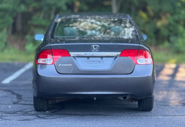 2011 Honda Civic Vp Sedan 4d - Image 6