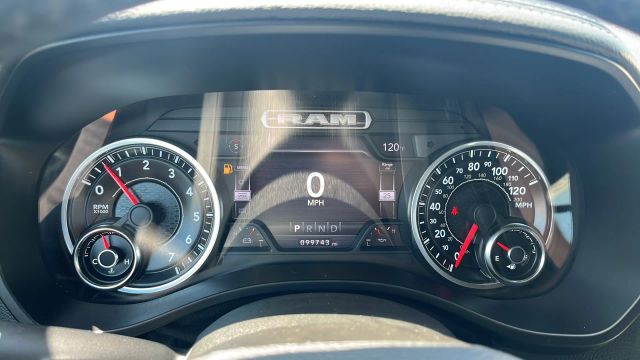2019 Ram 1500 Crew Cab - Image 36