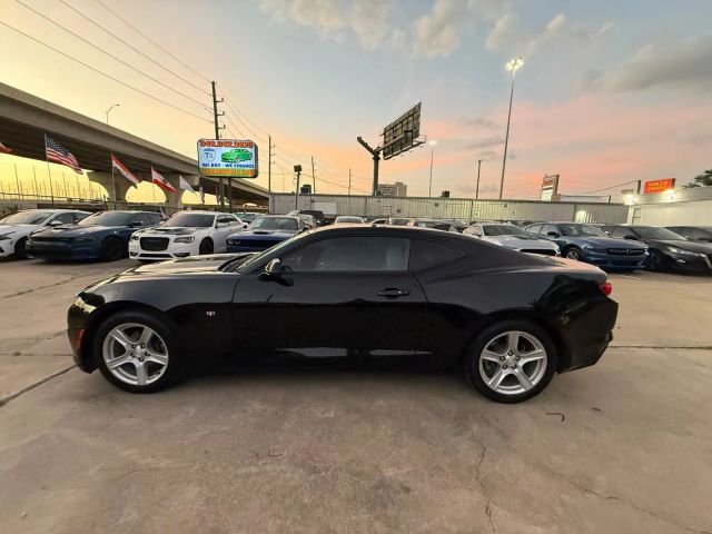 2020 Chevrolet Camaro - Image 7