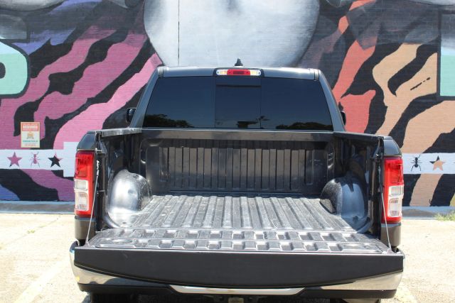2019 Ram 1500 Crew Cab - Image 21