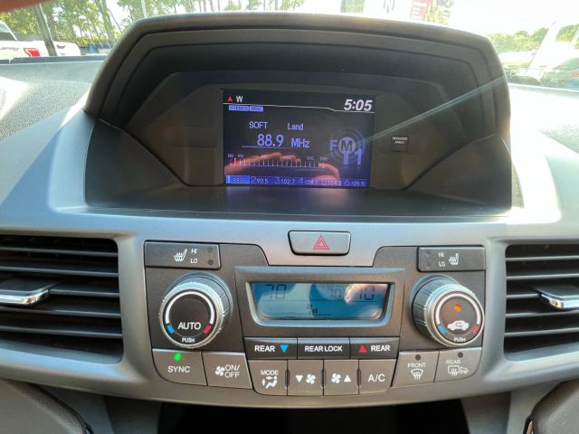 2013 Honda Odyssey - Image 25