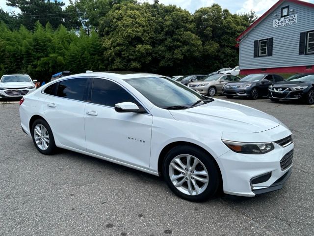 2018 Chevrolet Malibu - Image 16
