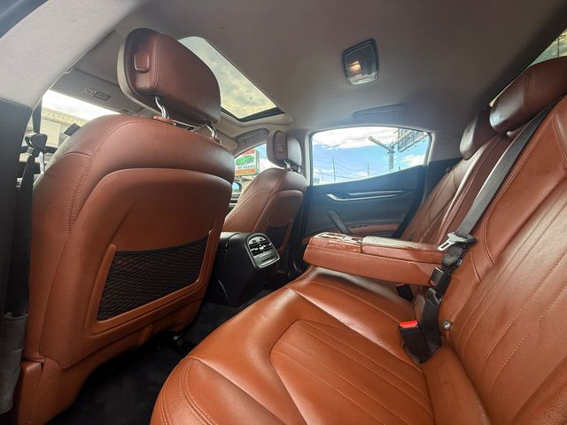 2017 Maserati Ghibli - Image 17