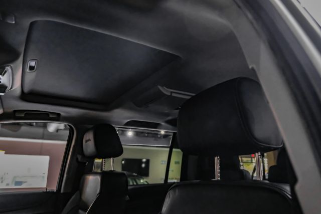 2019 Gmc Yukon Xl Denali Sport Utility 4d - Image 5