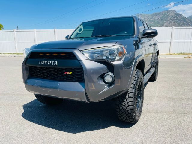 2016 Toyota 4runner - Image 2