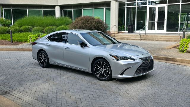 2020 Lexus Es - Image 14