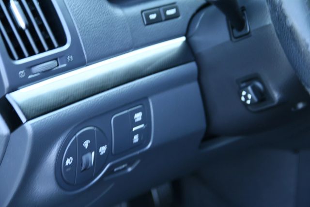 2012 Hyundai Veracruz - Image 14