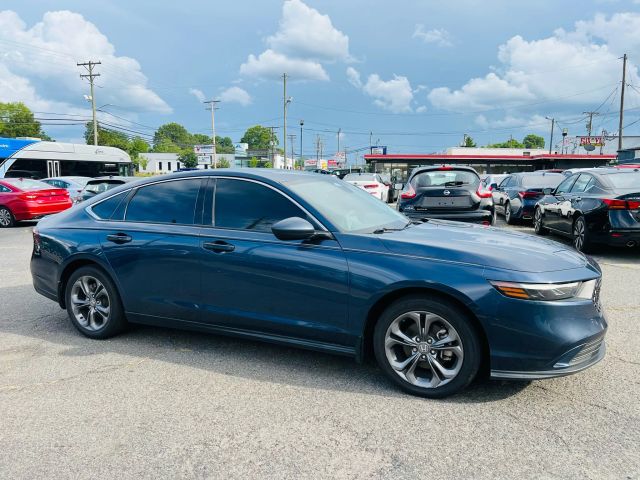 2023 Honda Accord - Image 2