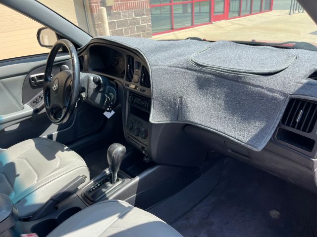 2004 Hyundai Elantra - Image 51