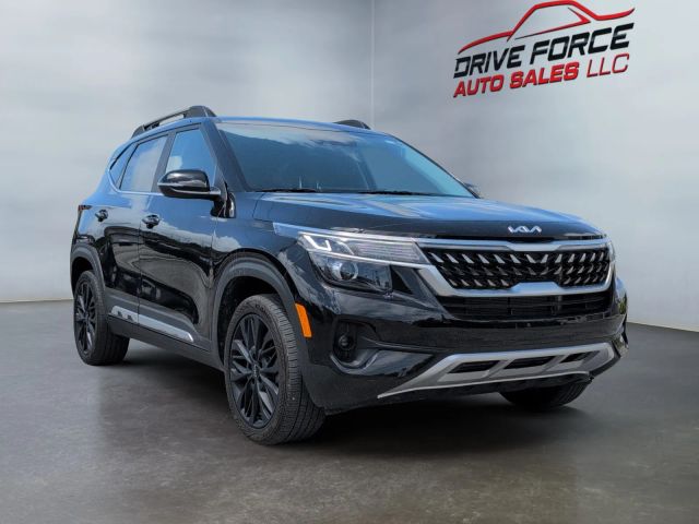 2023 Kia Seltos - Image 7