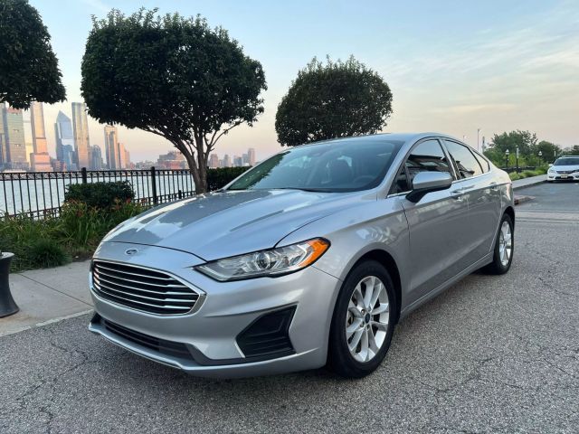 2020 Ford Fusion Se Sedan 4d - Image 3