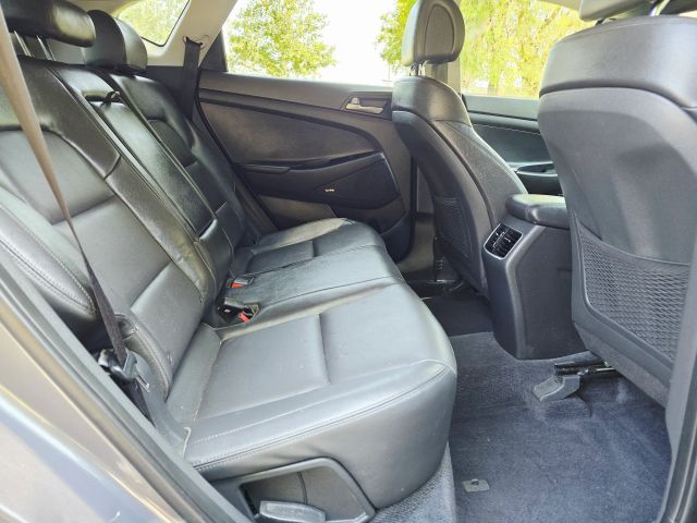 2018 Hyundai Tucson - Image 32