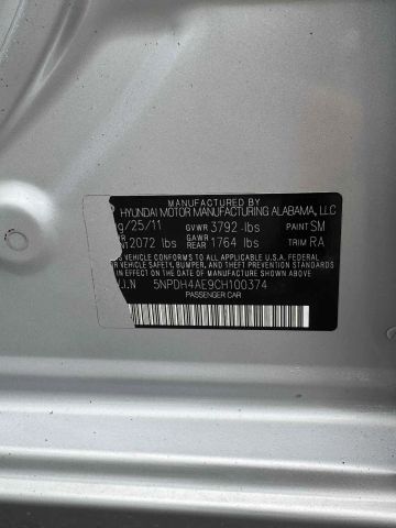 2012 Hyundai Elantra - Image 21