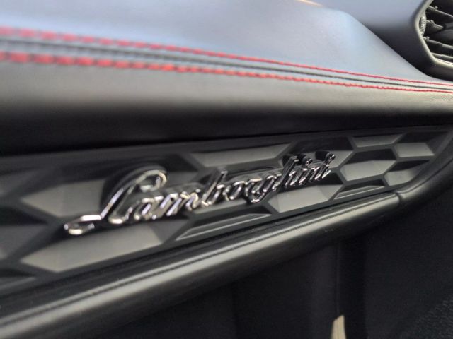 2015 Lamborghini Huracan - Image 17