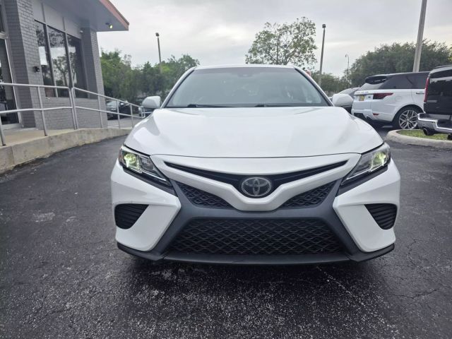 2018 Toyota Camry - Image 3