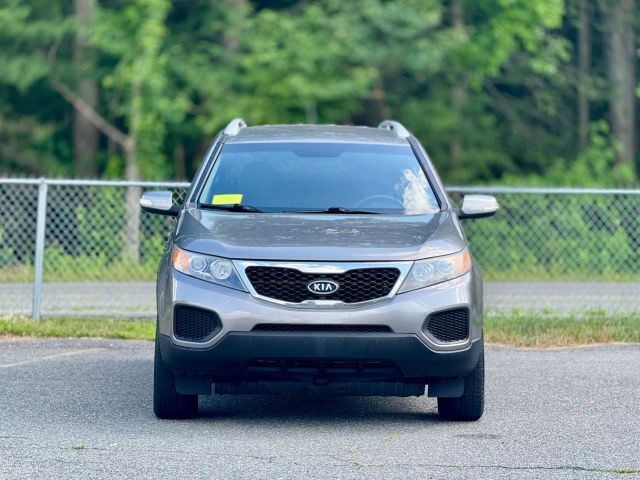 2011 Kia Sorento Lx Sport Utility 4d - Image 2