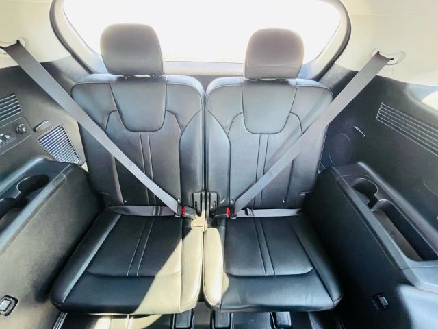 2023 Kia Sorento Hybrid - Image 33