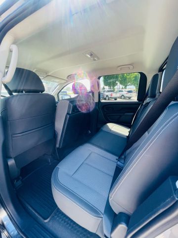 2021 Nissan Titan Crew Cab - Image 19