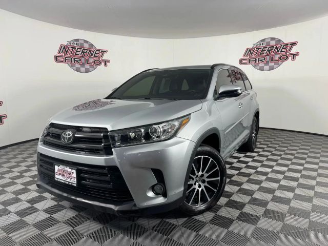 Image of 2017 TOYOTA HIGHLANDER  SE SPORT UTILITY 4D