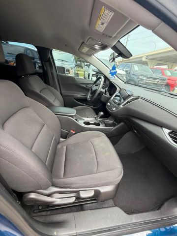 2019 Chevrolet Malibu - Image 16