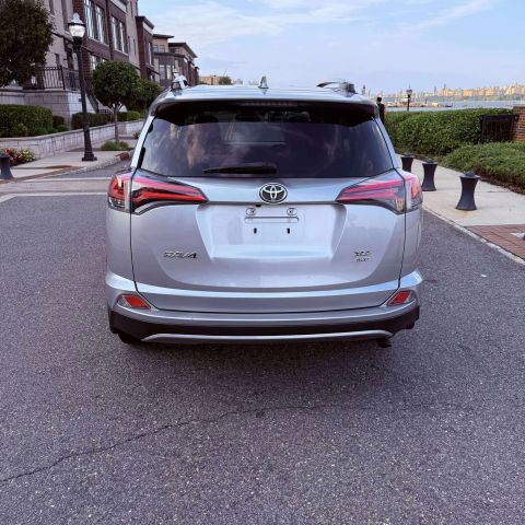 2017 Toyota Rav4 Xle Sport Utility 4d - Image 6