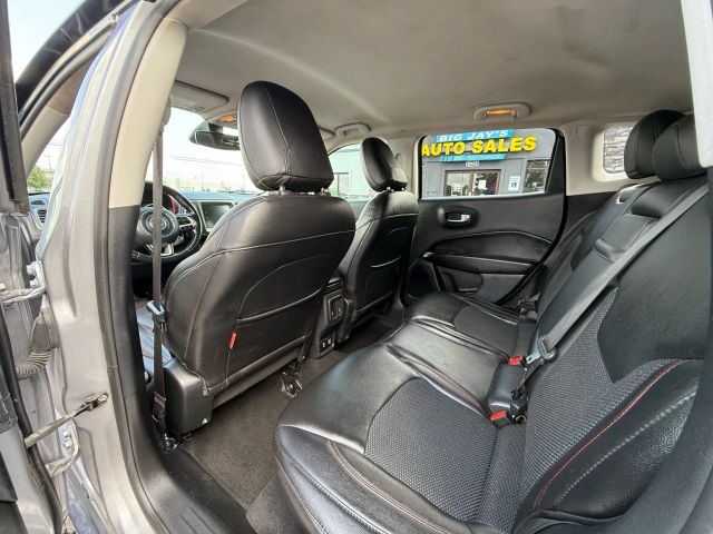 2018 Jeep Compass - Image 12