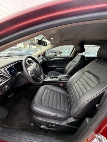 2018 Ford Fusion - Image 16