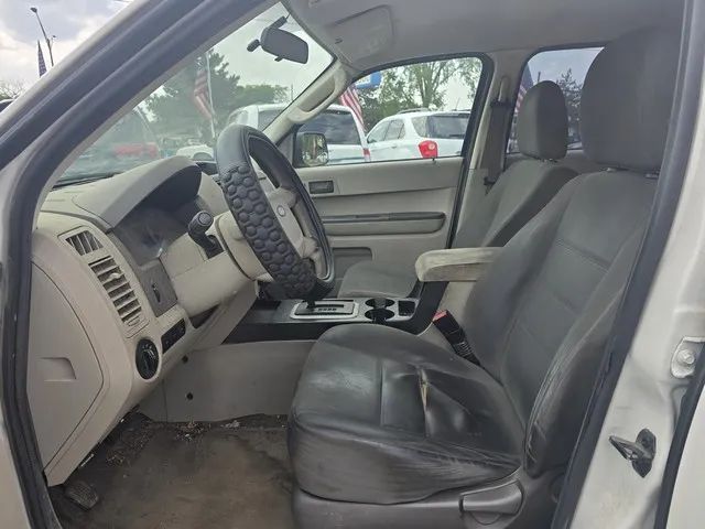2011 Ford Escape - Image 9