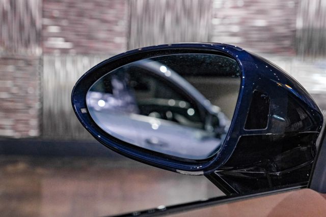 2018 Porsche Panamera 4s Sedan 4d - Image 38