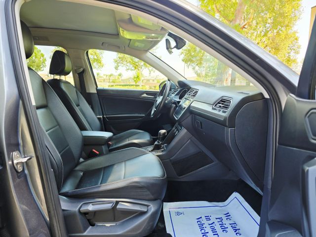 2021 Volkswagen Tiguan - Image 29