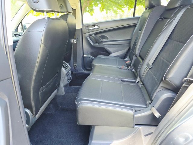 2021 Volkswagen Tiguan - Image 43