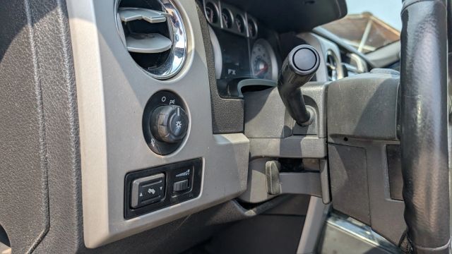 2010 Ford F150 Supercrew Cab Xlt Pickup 4d 5 1/2 Ft - Image 13