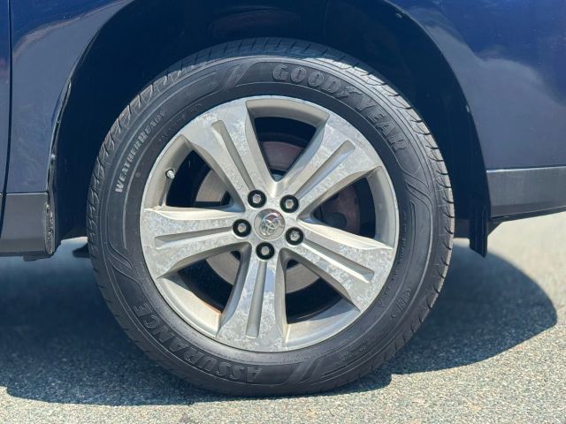 2012 Toyota Highlander Limited Sport Utility 4d - Image 9