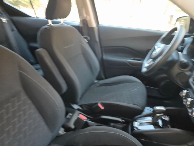 2021 Nissan Kicks - Image 26