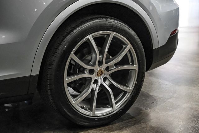 2019 Porsche Cayenne Sport Utility 4d - Image 51