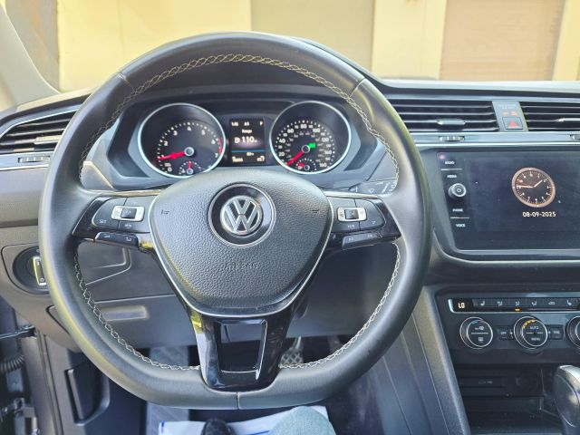 2021 Volkswagen Tiguan - Image 18
