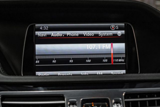 2014 Mercedes-benz E-class E 63 Amg 4matic S-model Sedan 4d - Image 29