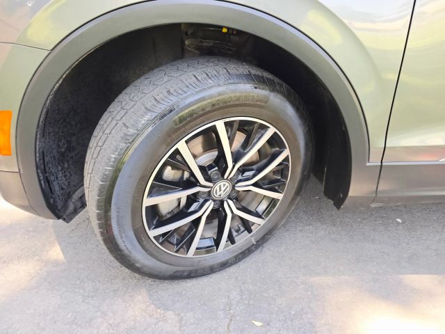 2021 Volkswagen Tiguan - Image 55