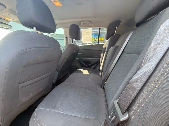 2020 Chevrolet Trax - Image 11