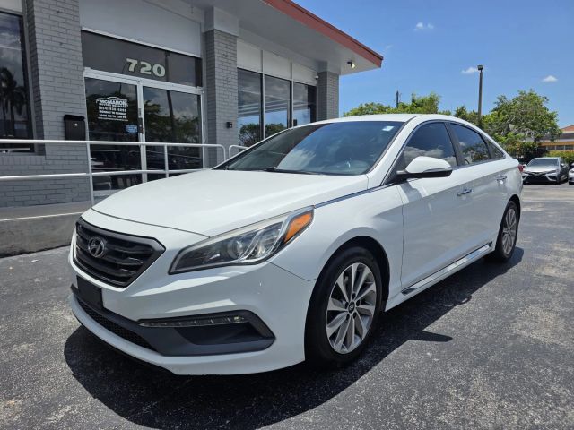 2015 Hyundai Sonata - Image 1
