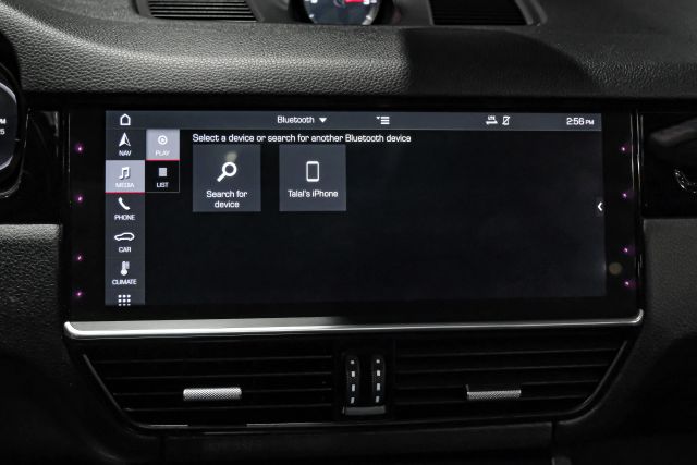 2019 Porsche Cayenne Sport Utility 4d - Image 26