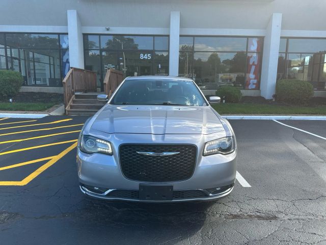 Used 2016 Chrysler 300 S with VIN 2C3CCAGG0GH142355 for sale in Elgin, IL