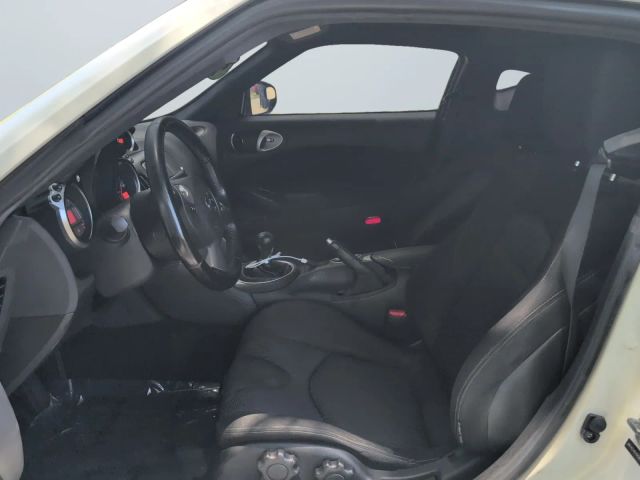 2012 Nissan 370z - Image 9