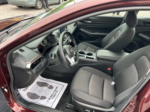 2025 Nissan Altima - Image 19