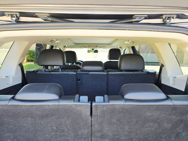 2021 Volkswagen Tiguan - Image 49