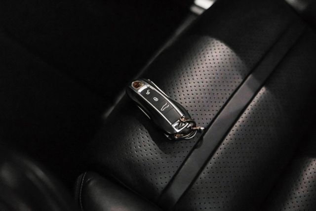 2019 Porsche Cayenne Sport Utility 4d - Image 54