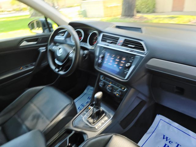 2021 Volkswagen Tiguan - Image 32