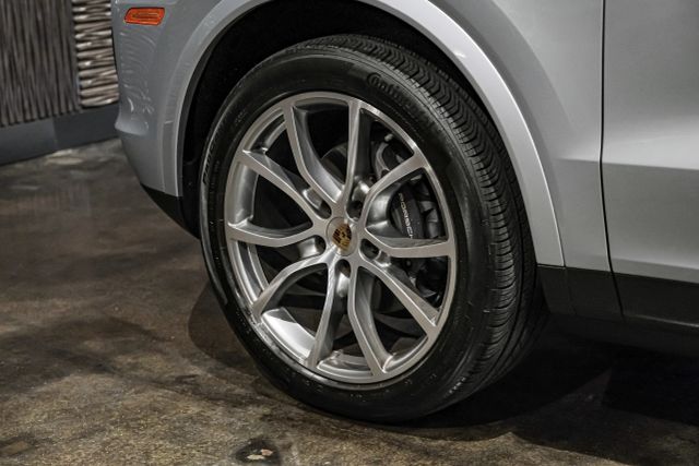 2019 Porsche Cayenne Sport Utility 4d - Image 50
