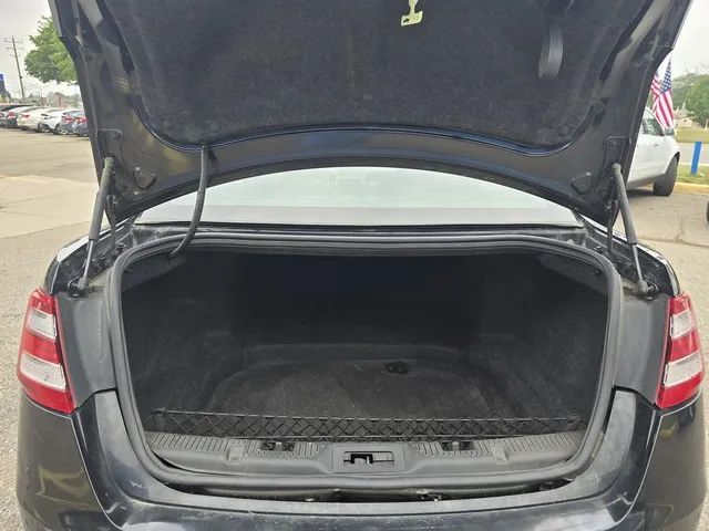 2013 Ford Taurus - Image 8